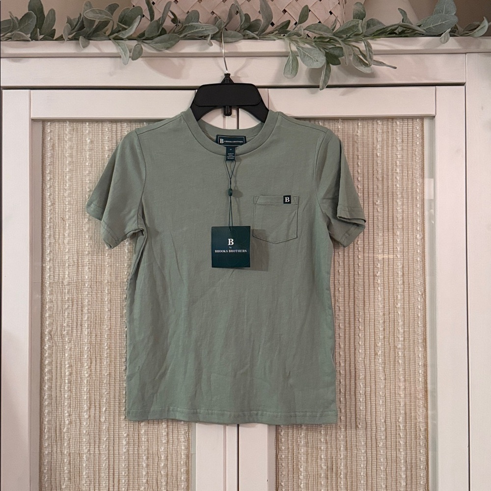 B by Brooks Brothers Boys Tee - Green NWT